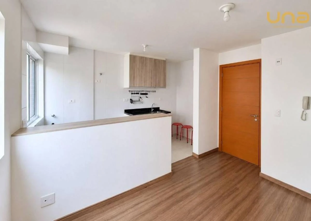 Apartment, 32 m², with wood or laminate floors — photo 4