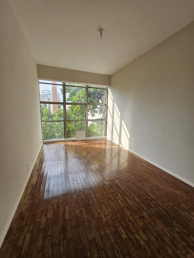 Apartment, 130 m², with floor-to-ceiling windows — photo 14