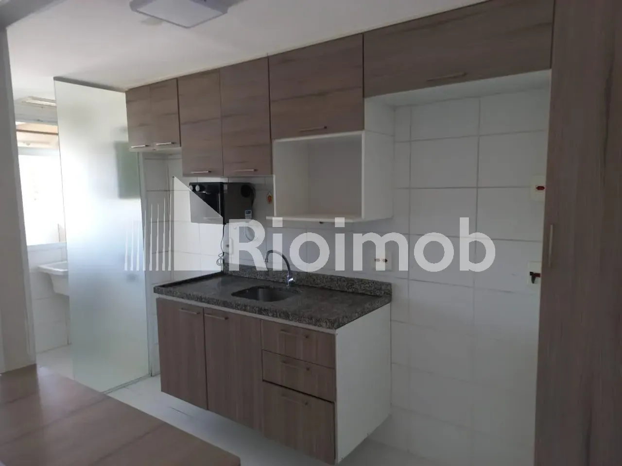 2-bedroom apartment with 2 bathrooms and 1 parking spot — photo 2