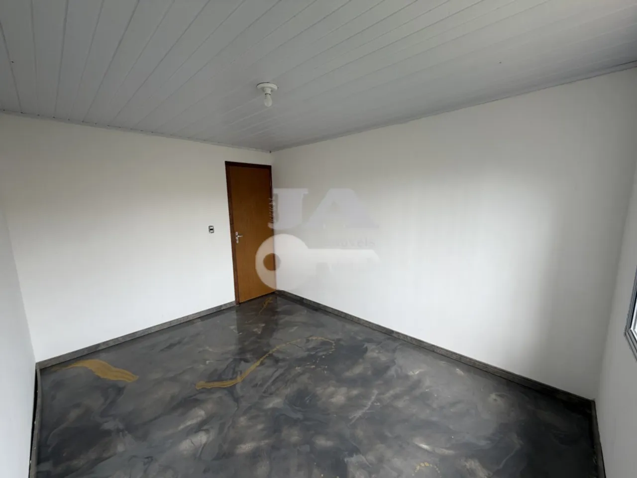 2-bedroom house with a grill on the balcony in Curitiba — photo 14