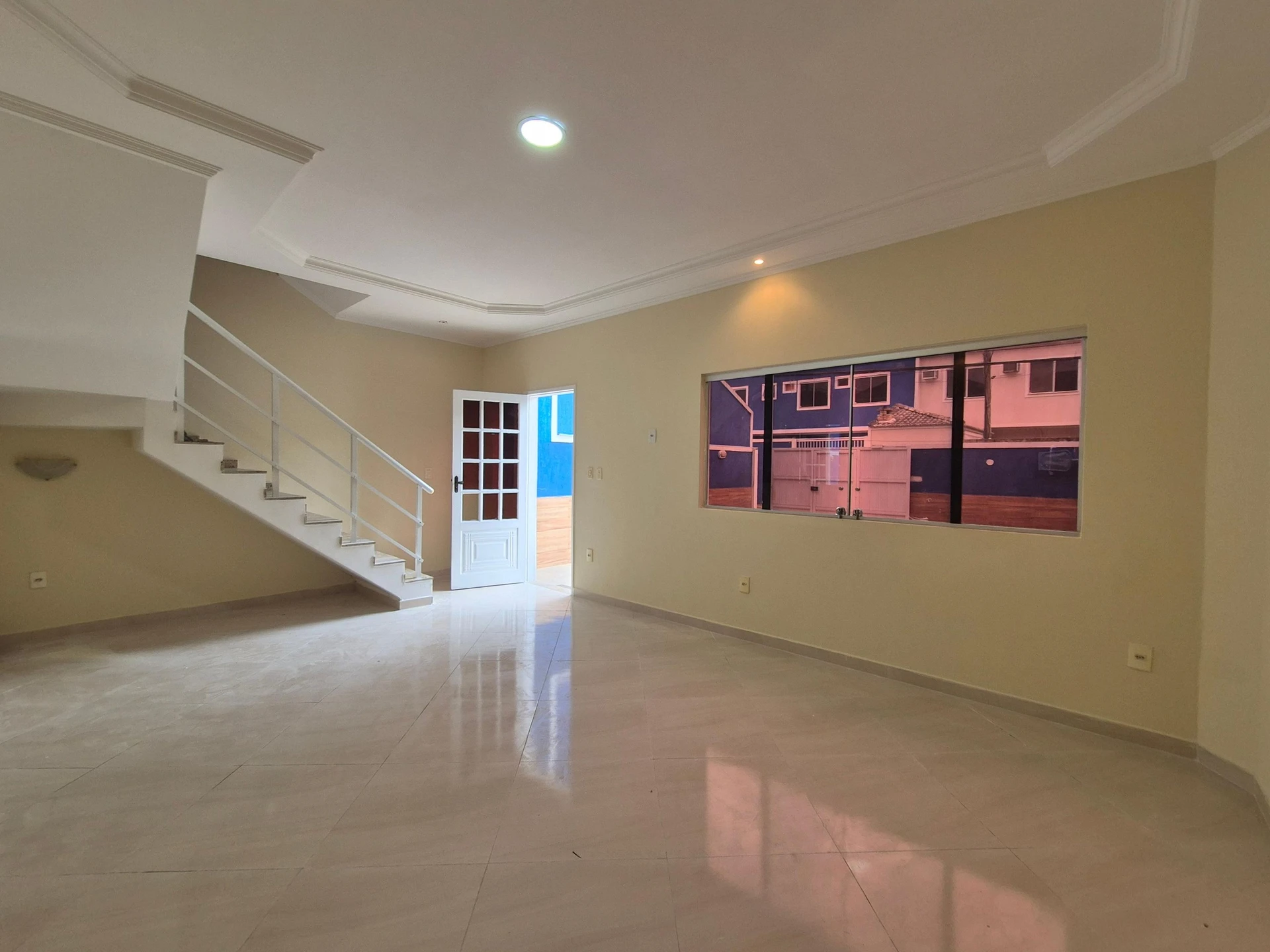 Будинок 180 м² з балконом із грилем та садом — photo 4