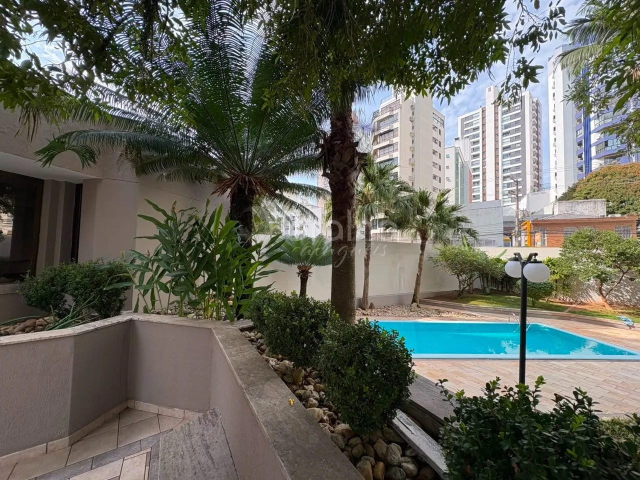 3-bedroom apartment with 446 m² and 2 parking spots — photo 29