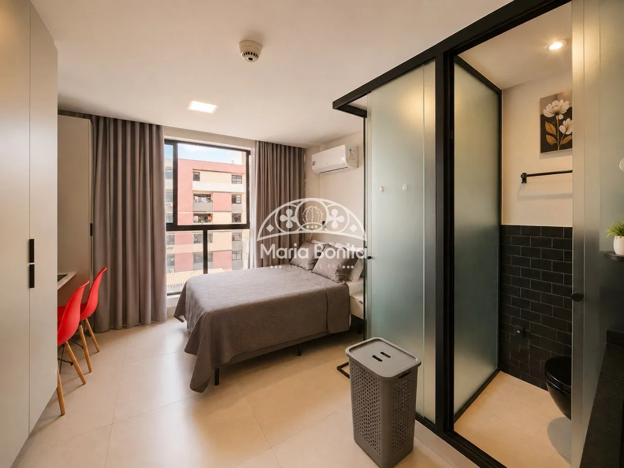17 m² furnished apartment with en-suite