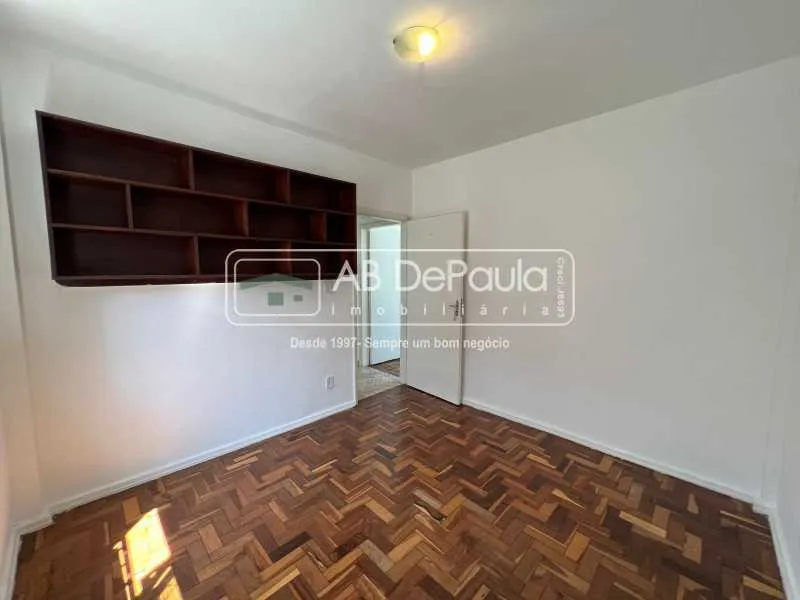 Apartment on the 3rd floor with wood or laminate floors — photo 5