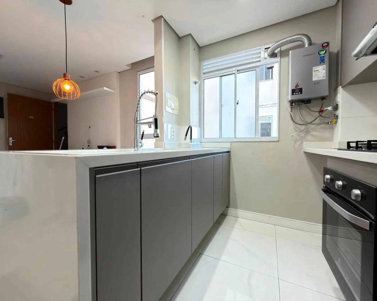 2-bedroom apartment with a home office — photo 10