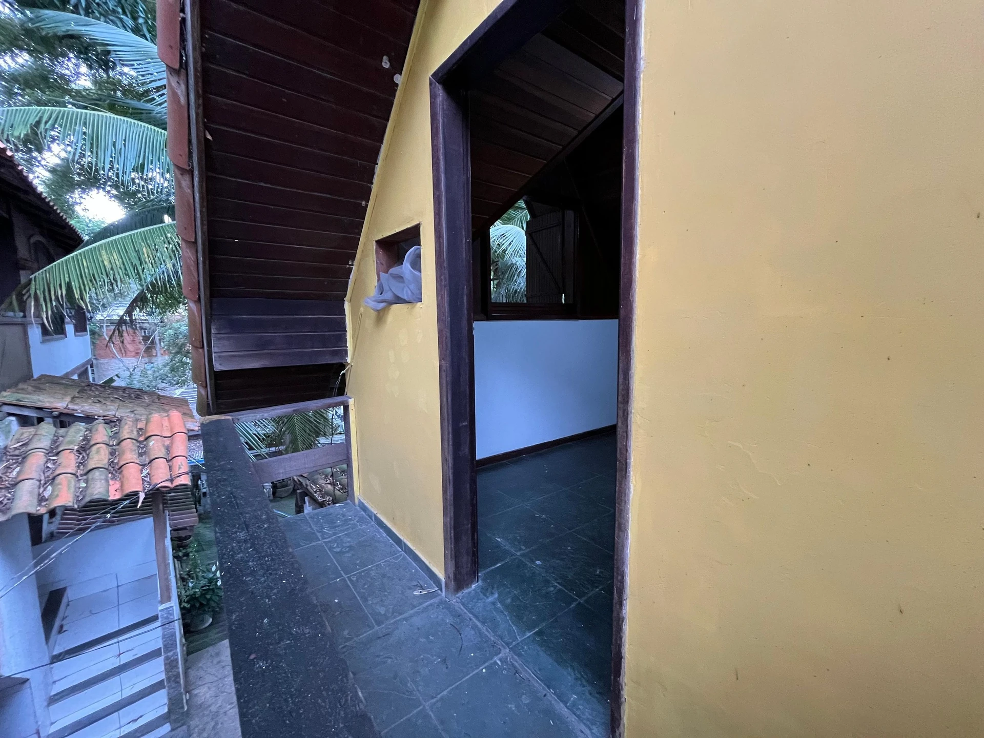 2-bedroom house with 1 bathroom, parking and balcony — photo 27