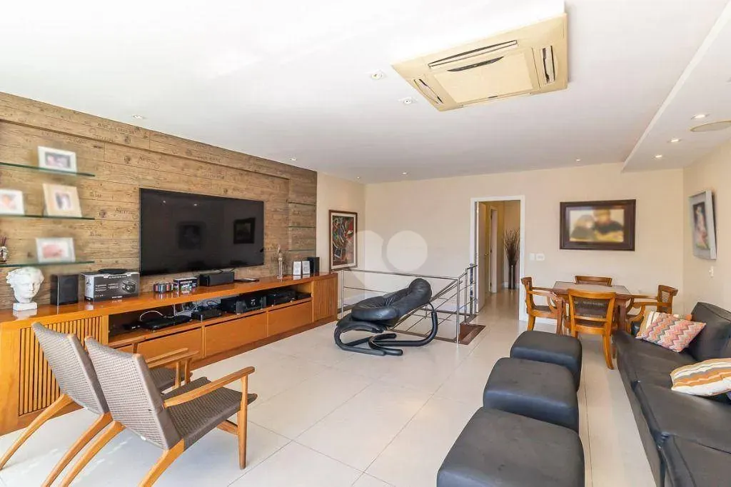 Furnished 574 m² apartment with 4 en-suite bedrooms — photo 50