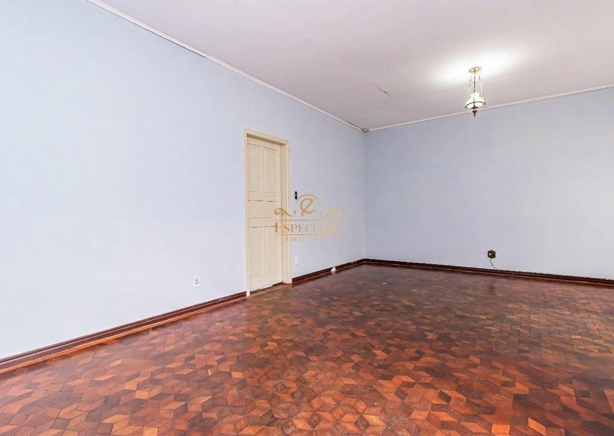 Bañera y 3 dormitorios: casa de 145 m² — photo 11