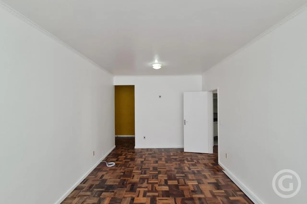 Apartment, 100 m², with a glass-enclosed balcony — photo 13