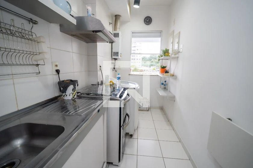 Apartamento mobiliado com 2 quartos e varanda — photo 23