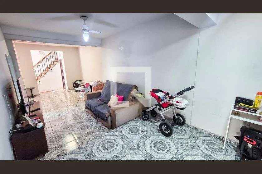 House with 4 bedrooms and 4 bathrooms to rent