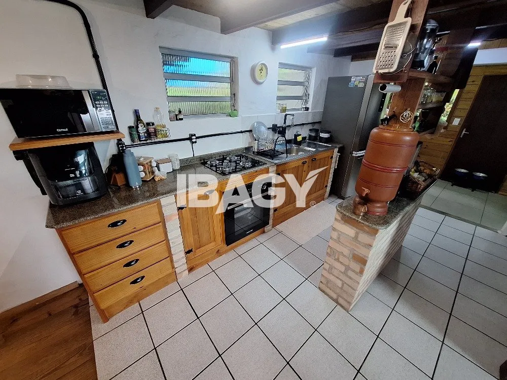 Меблированный дом: 3 спальни и 200 м² — photo 2