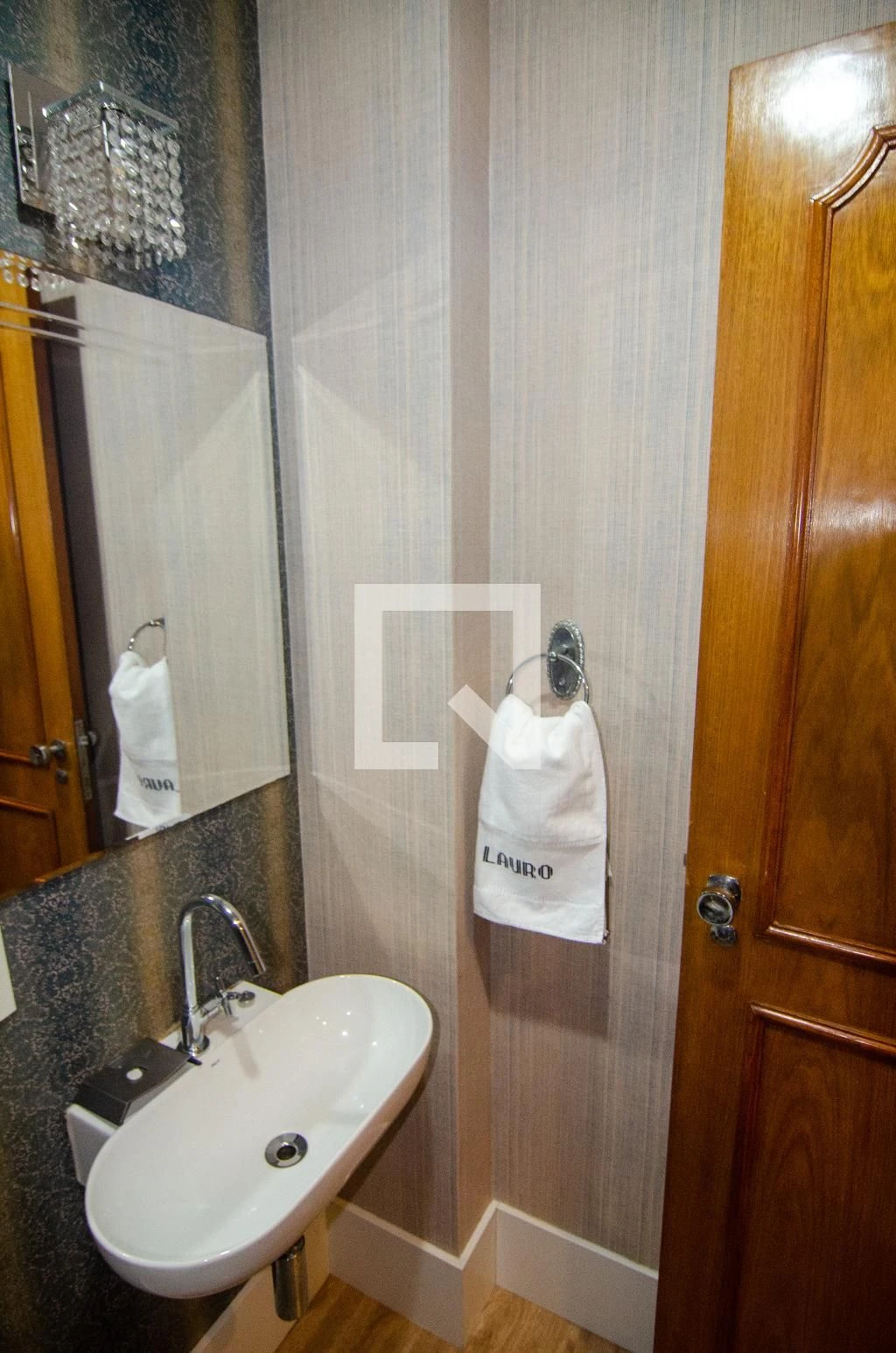 Furnished apartment, 166 m², with floor-to-ceiling windows — photo 69