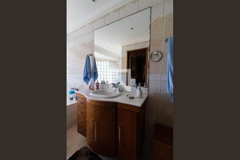 Rental house with 4 en-suite bedrooms and 7 baths, 670 m² — photo 4