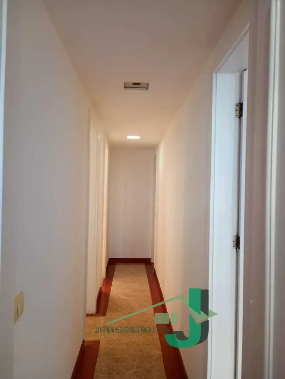 3-bedroom apartment with 3 bathrooms and 2 parking spots — photo 18