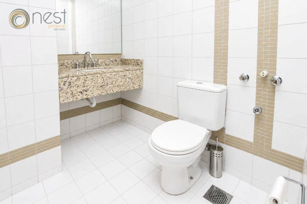 1-bedroom apartment with a washing machine and 65 m² — photo 30
