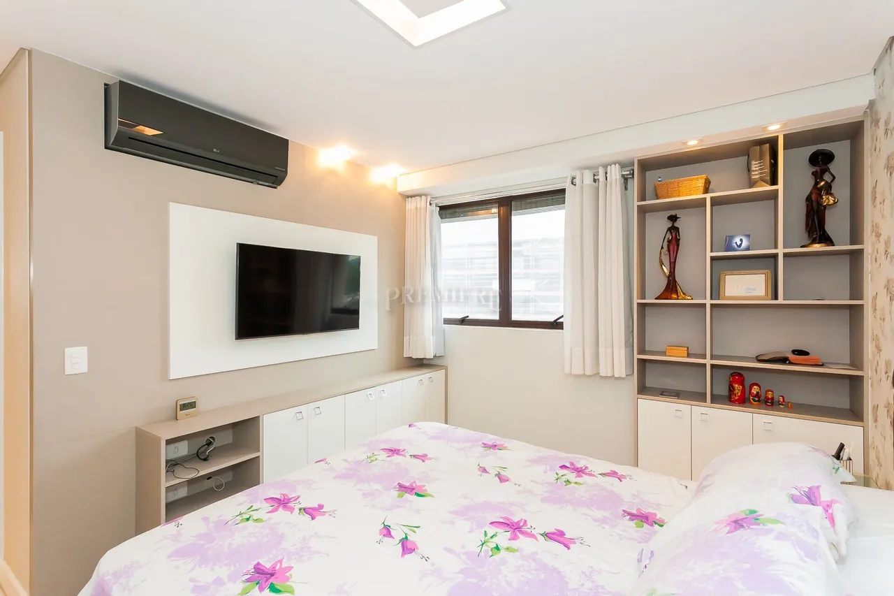 3-bedroom 180 m² apartment with 2 parking spots and garden — photo 20