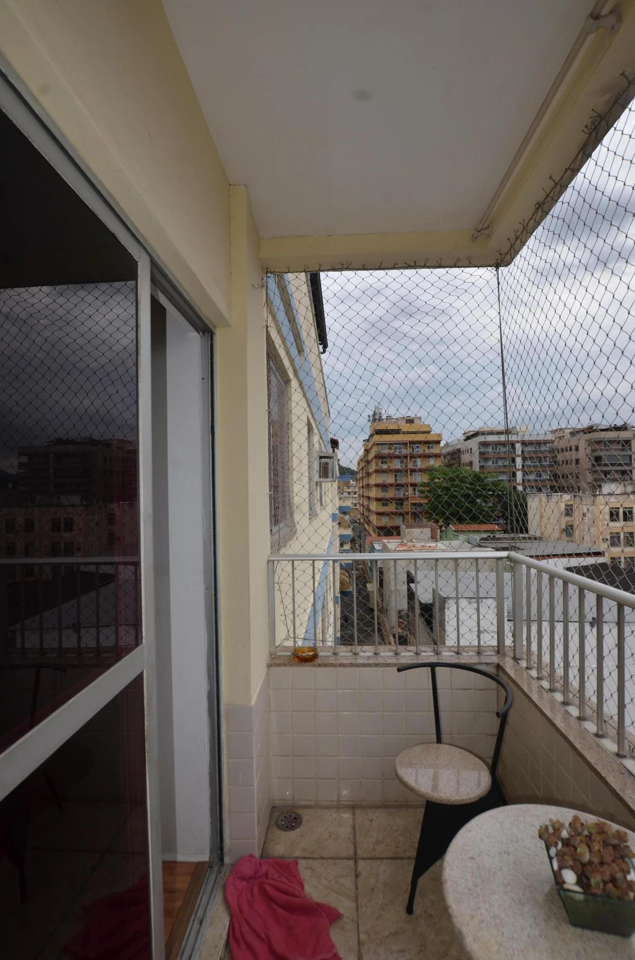 Furnished apartment, 126 m², with a grill on the balcony — photo 17