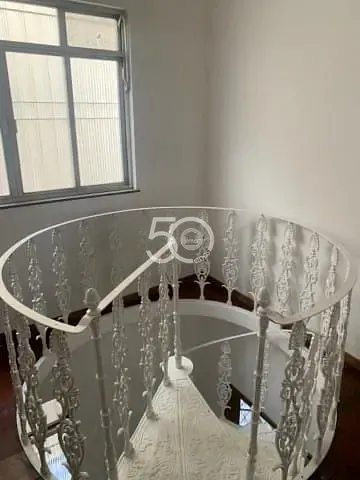 Casa com 5 quartos e cozinha fechada — photo 18