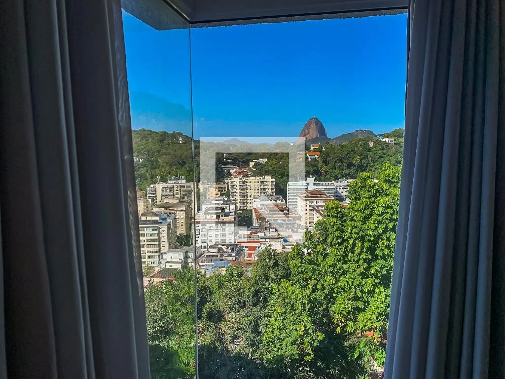 Casa mobiliada, 120 m², com janelas do piso ao teto — photo 4