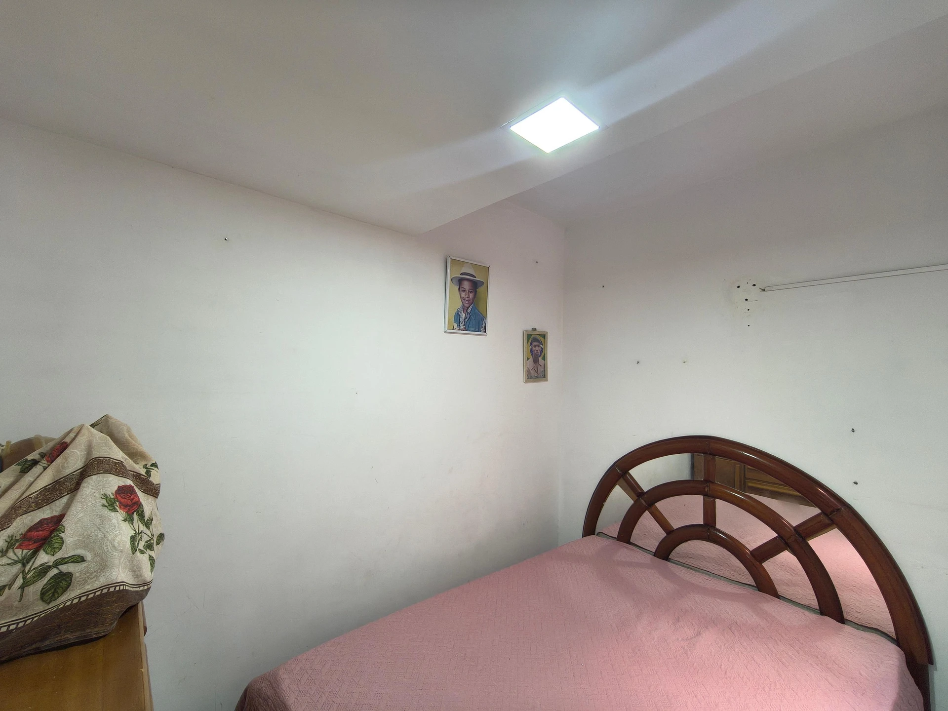 Apartamento amueblado con 3 dormitorios y balcón — photo 39
