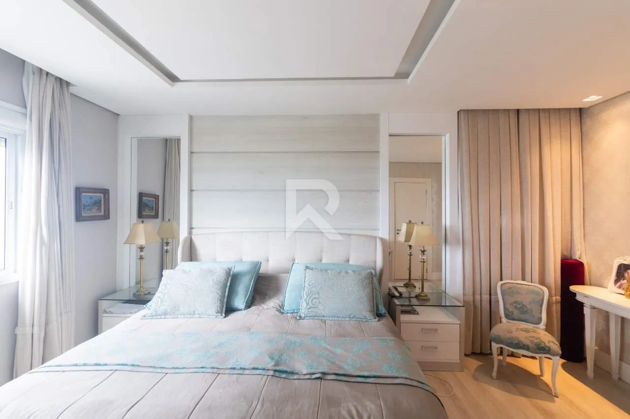 187 m² apartment with 3 en-suites and private BBQ — photo 20