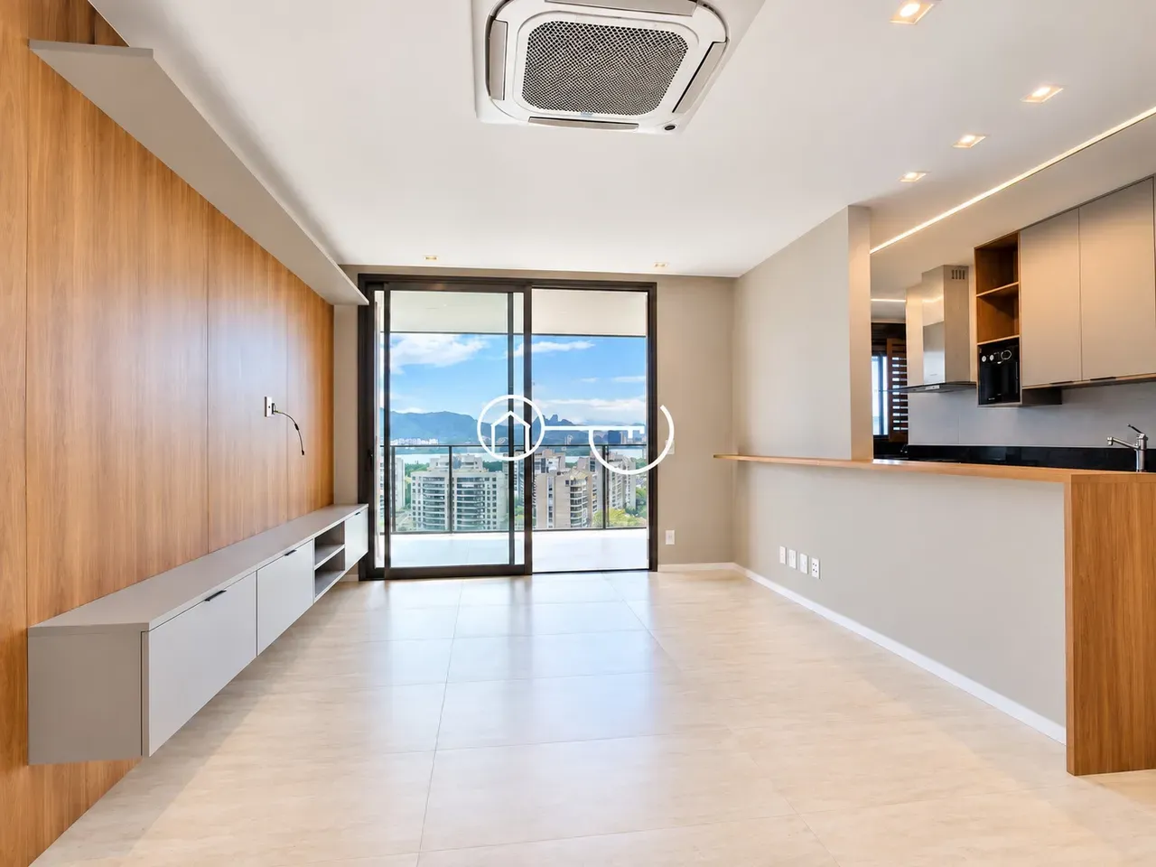 Furnished apartment, 120 m², with a jacuzzi — photo 10