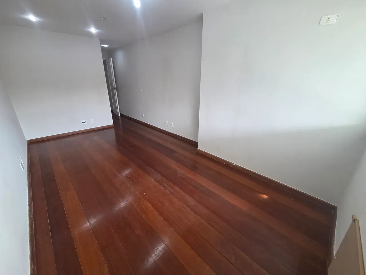 5-bedroom apartment in a building with a sauna — photo 38