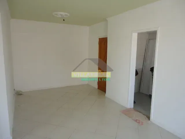 Квартира з 2 спальнями, 1 ванною та 1 місцем на паркінгу — photo 11