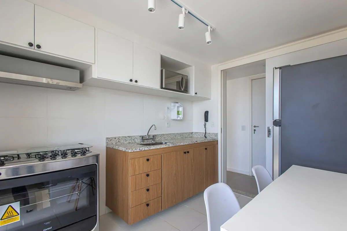 Mountain view in a 2-bedroom apartment, 98 m² — photo 9