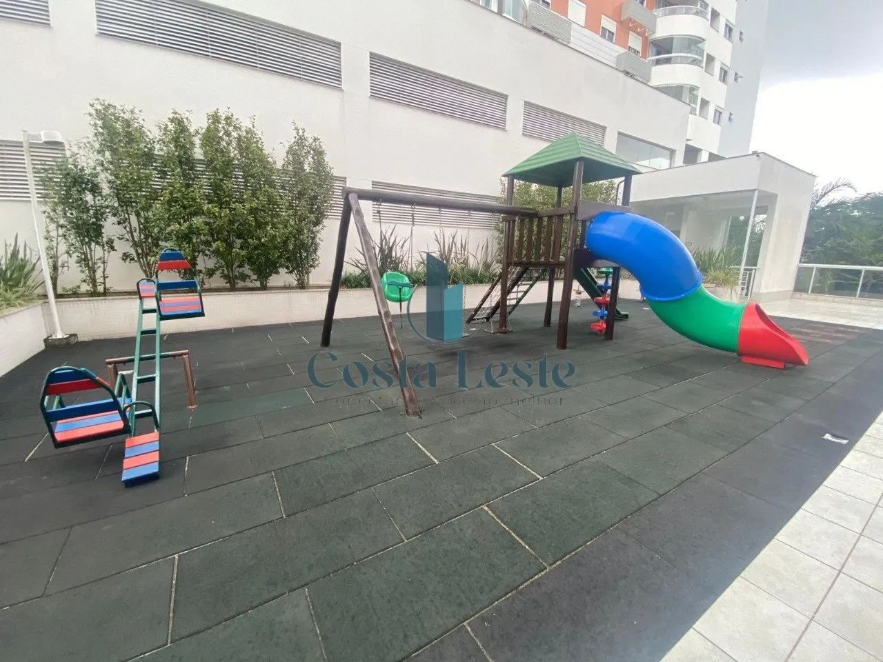 Apartment, 89 m², with a grill on the balcony — photo 29