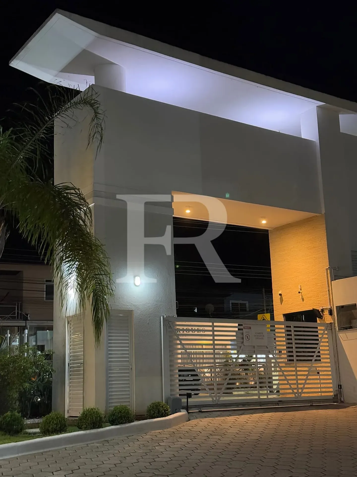 2-bedroom apartment with balcony and charcoal grill — photo 5