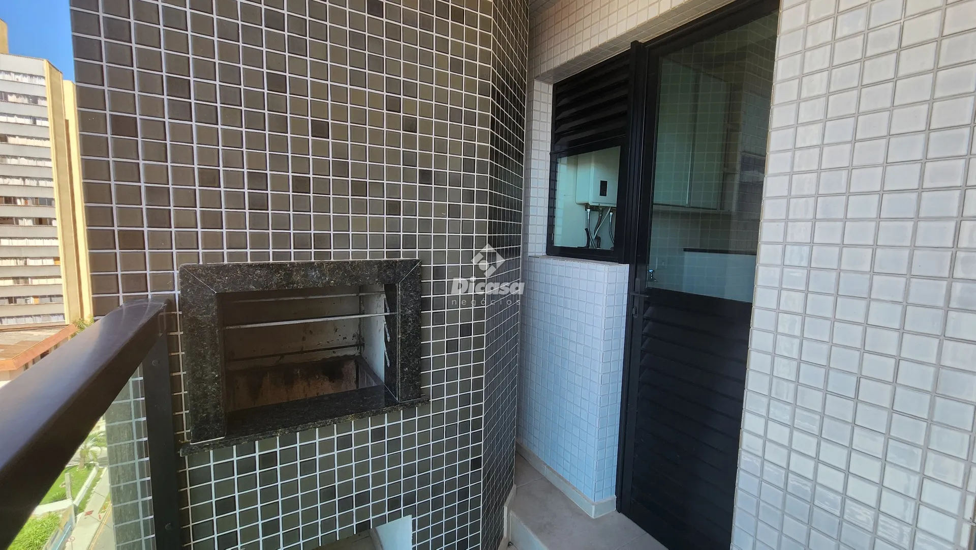 2-bedroom apartment with a grill on the balcony — photo 23