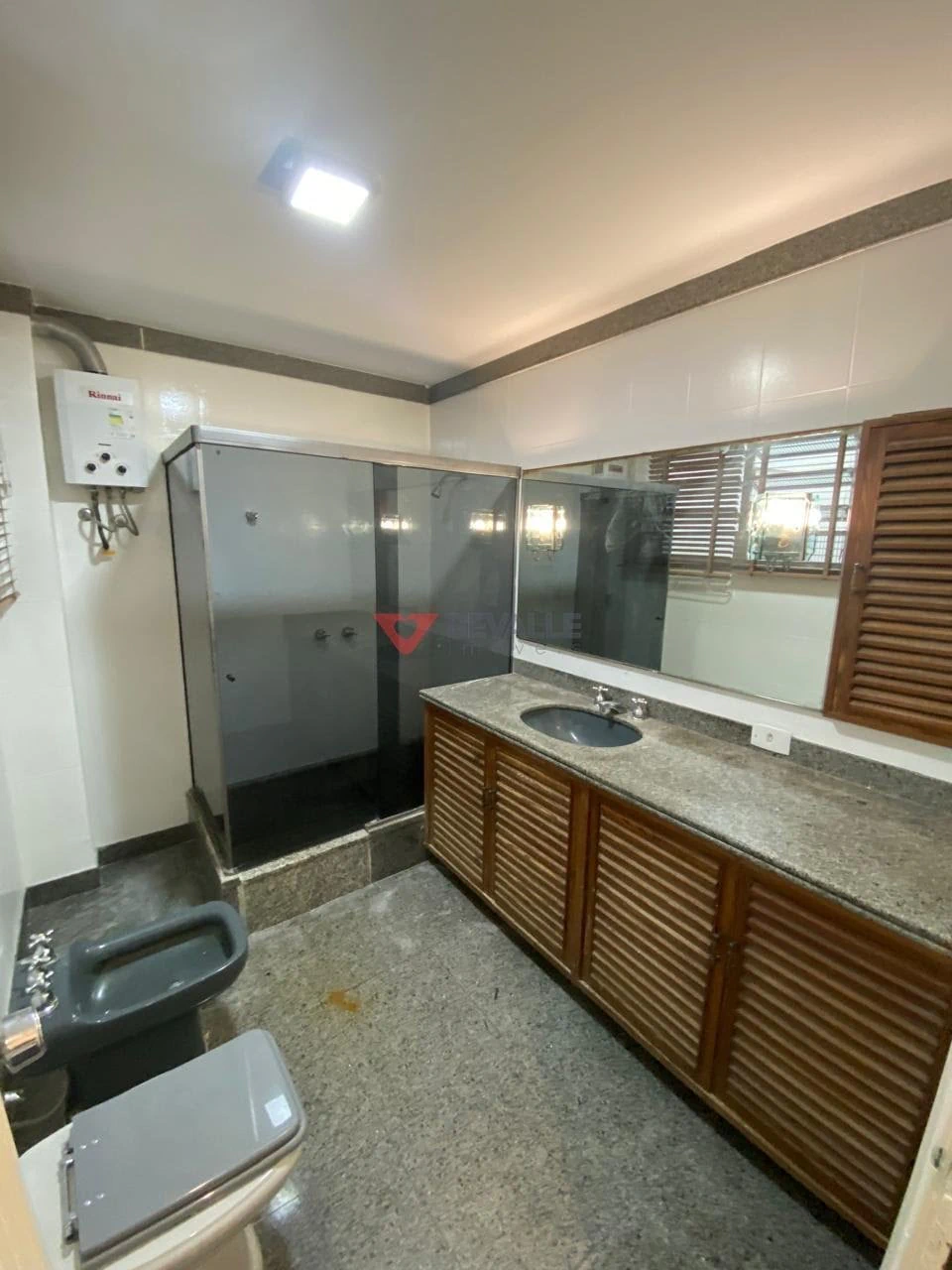 Квартира в оренду з 4 спальнями та 210 м² — photo 15