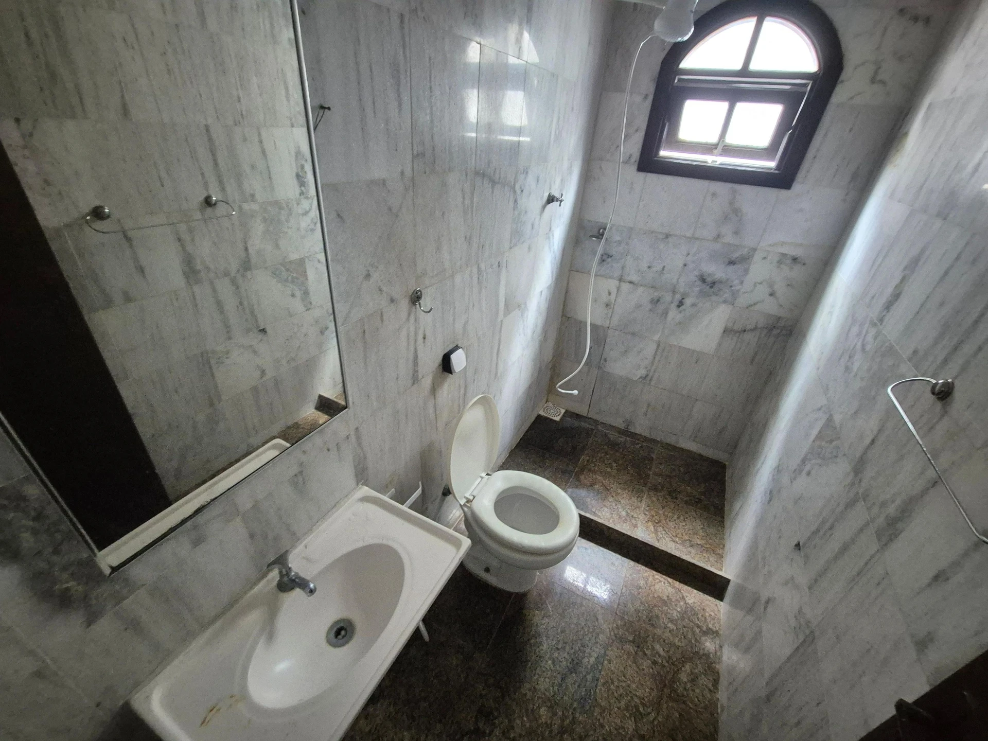 Дом 100 м² с рабочим местом и садом — photo 36