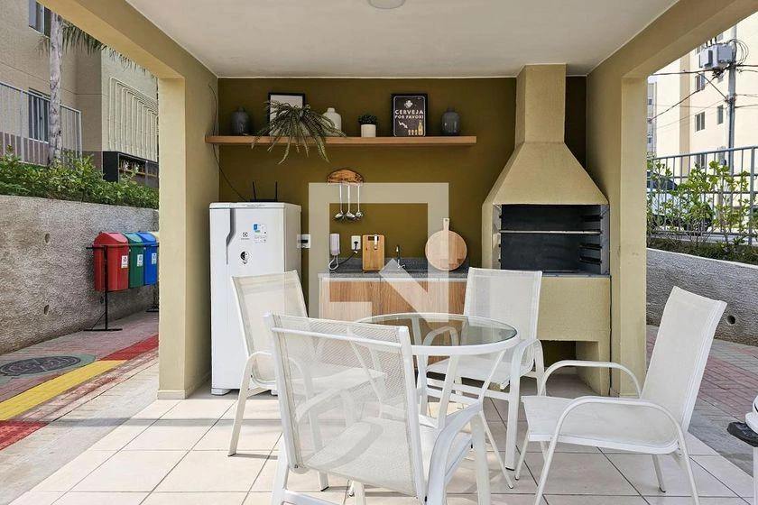2-bedroom apartment in a building with a gym — photo 37