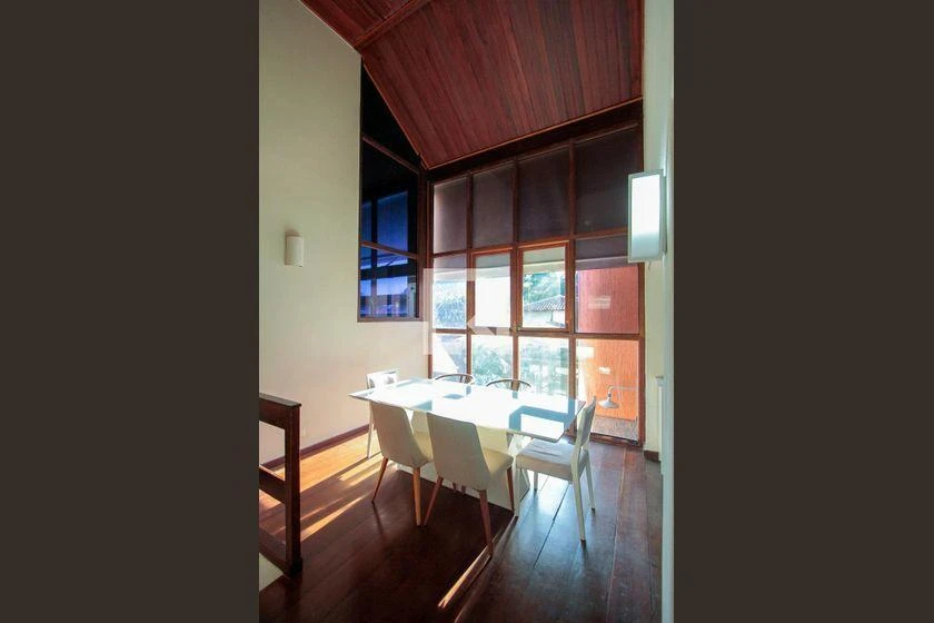 Меблированный дом с 4 спальнями и 3 сьютами, 450 м² — photo 15