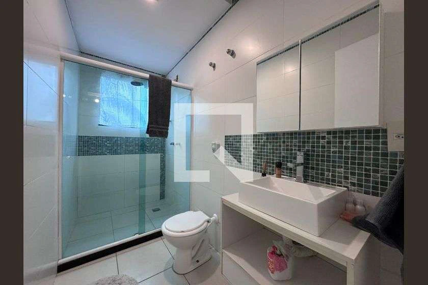 House 280 m² with 4 bedrooms and 3 bathrooms — photo 27