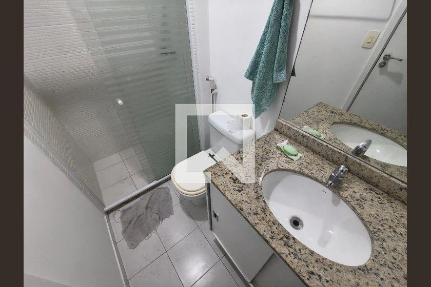 Furnished 2-bedroom apartment with a balcony — photo 33