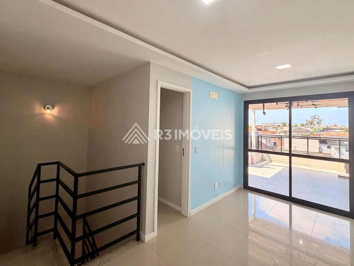 Floor-to-ceiling windows in a 3-bedroom apartment, 160 m² — photo 28