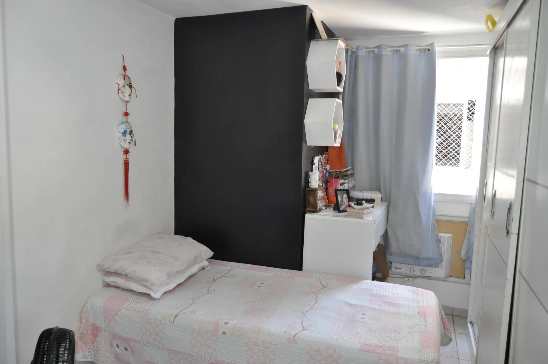 Apartamento mobiliado com 2 quartos e varanda privativa — photo 16