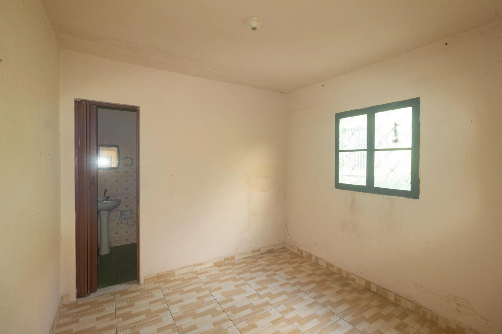 Unfurnished house with 2 bedrooms and 1 parking space — photo 29