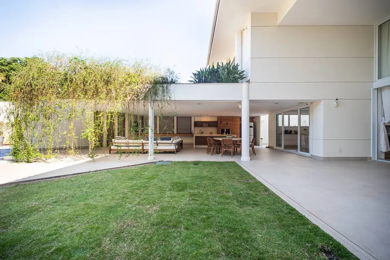 Casa para aluguel com 4 quartos e 5 banheiros — photo 8