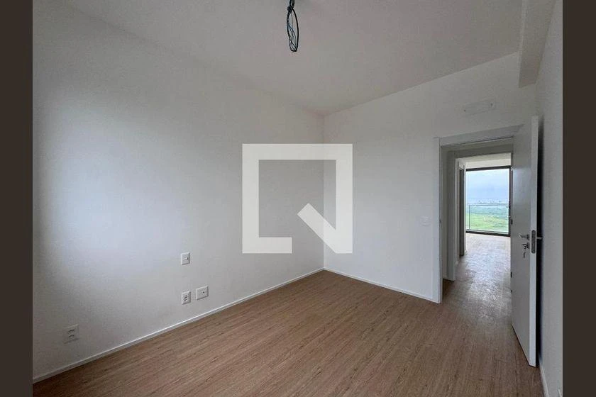 Apartment with 4 en-suite bedrooms and floor-to-ceiling windows — photo 46