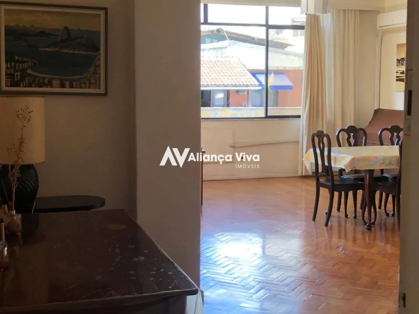 Top-floor apartment with 3 bedrooms and 3 bathrooms — photo 6