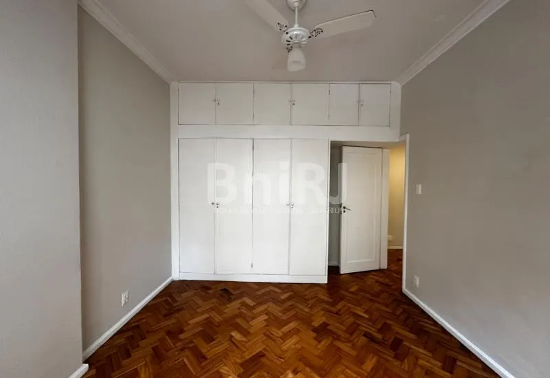 2-bedroom apartment with 1 bathroom, no parking — photo 5