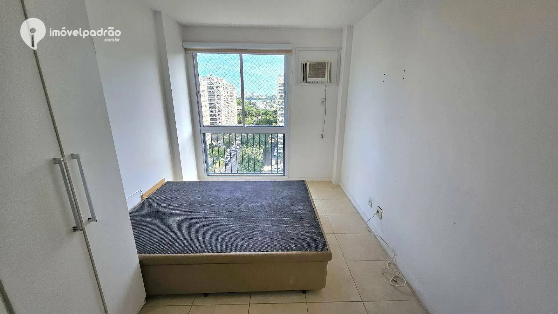 Furnished 2-bedroom apartment with enclosed balcony — photo 19