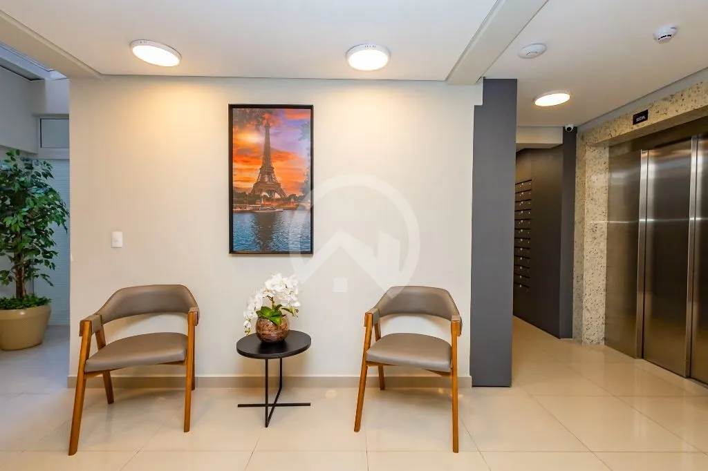 Furnished 1-bedroom apartment with fitted kitchen cabinets — photo 17
