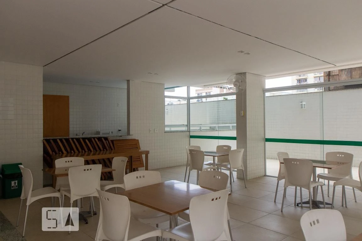 Apartment with 2 bedrooms and a balcony, 1 en-suite — photo 25