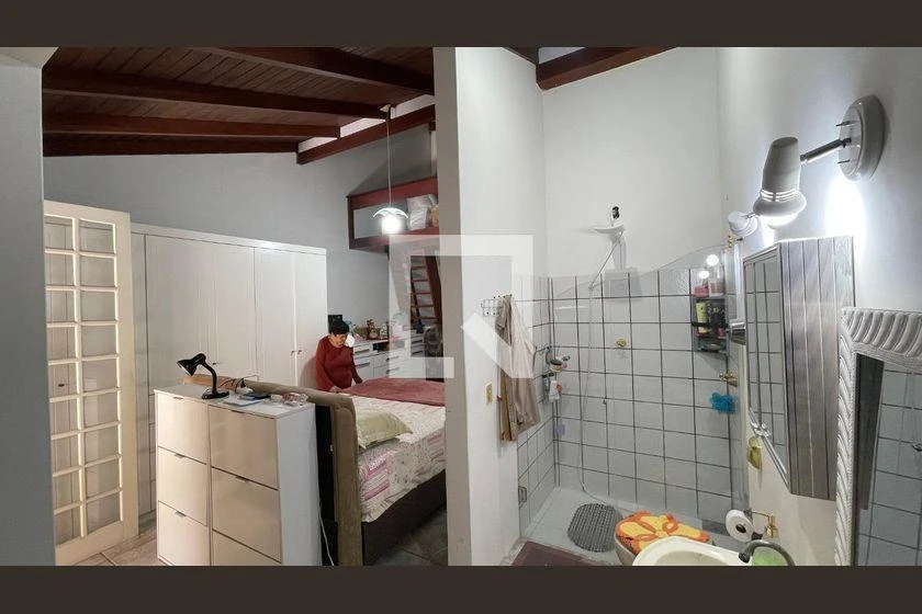 4-bedroom house with a washing machine in Florianópolis — photo 8